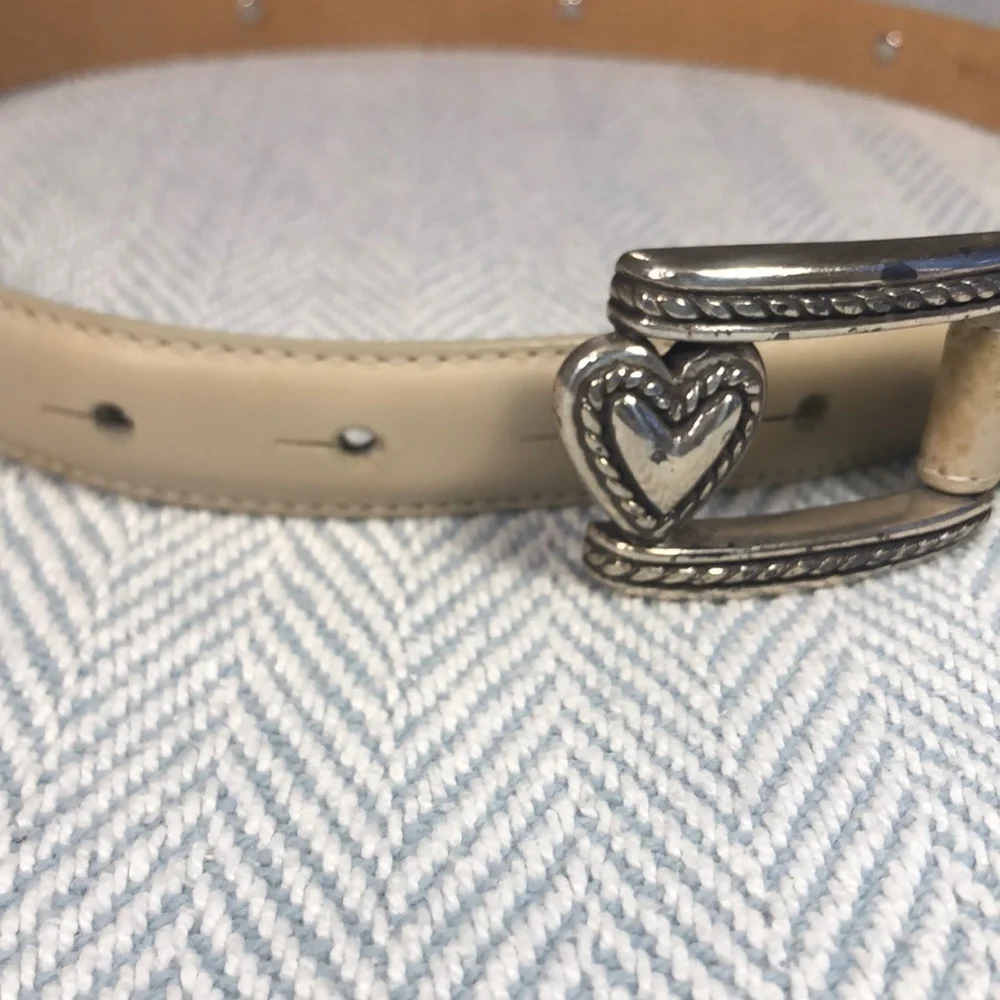 Shiny Metal Hearts ❤️ Belt 33 3/4” long tan colors Vintage